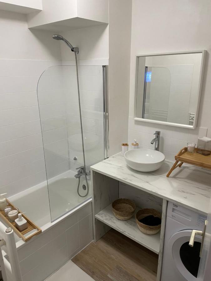 Appartement A 1 Pas De La Plage, Ambiance Boheme Naturel เพรไฟส์ ภายนอก รูปภาพ