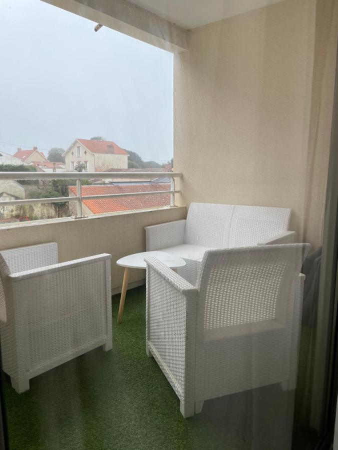 Appartement A 1 Pas De La Plage, Ambiance Boheme Naturel เพรไฟส์ ภายนอก รูปภาพ